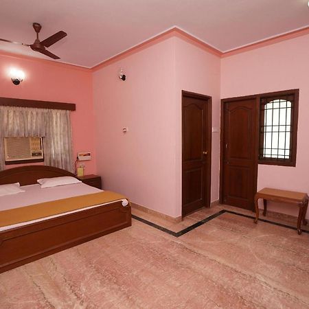 Lloyds Serviced Apartments,Krishna Street,T Nagar Chennai Eksteriør bilde