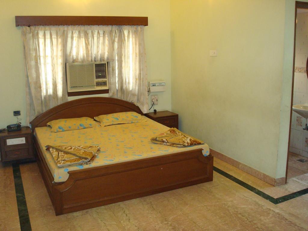 Lloyds Serviced Apartments,Krishna Street,T Nagar Chennai Rom bilde
