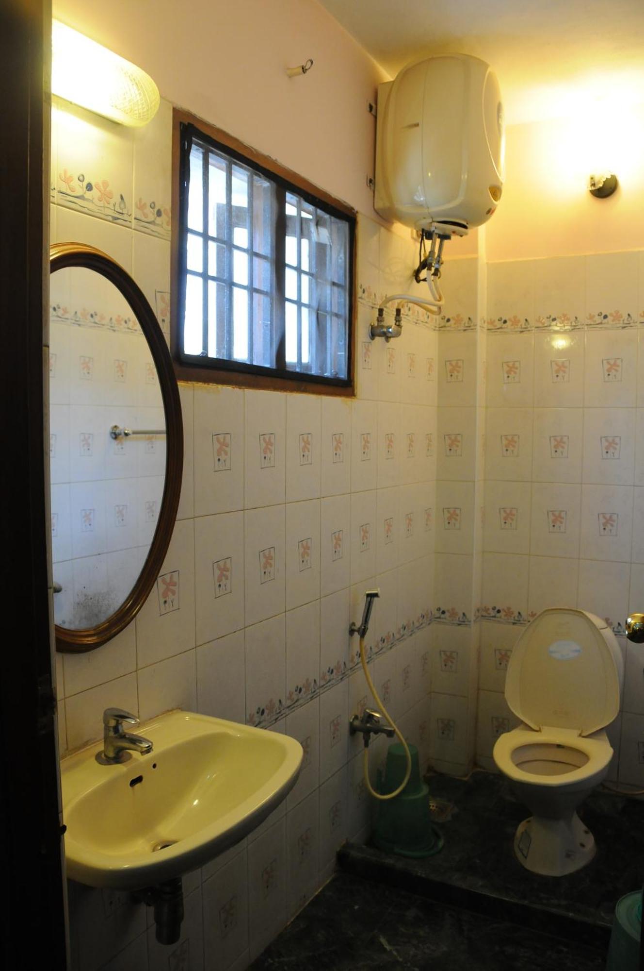 Lloyds Serviced Apartments,Krishna Street,T Nagar Chennai Eksteriør bilde