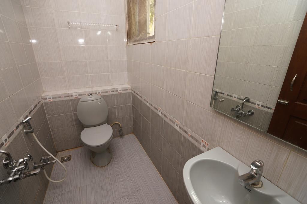 Lloyds Serviced Apartments,Krishna Street,T Nagar Chennai Eksteriør bilde